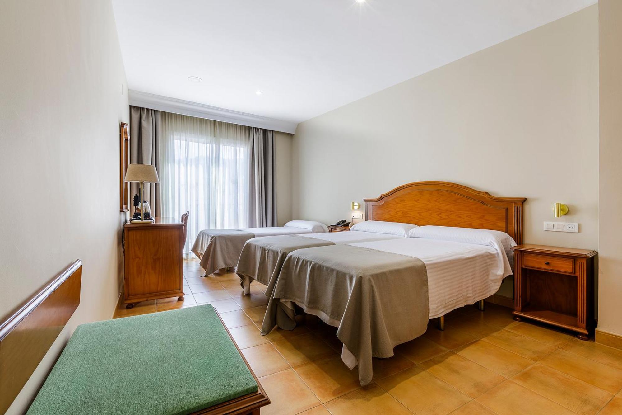 Hotel Almijara - Mares Ла-Еррадура Екстер'єр фото